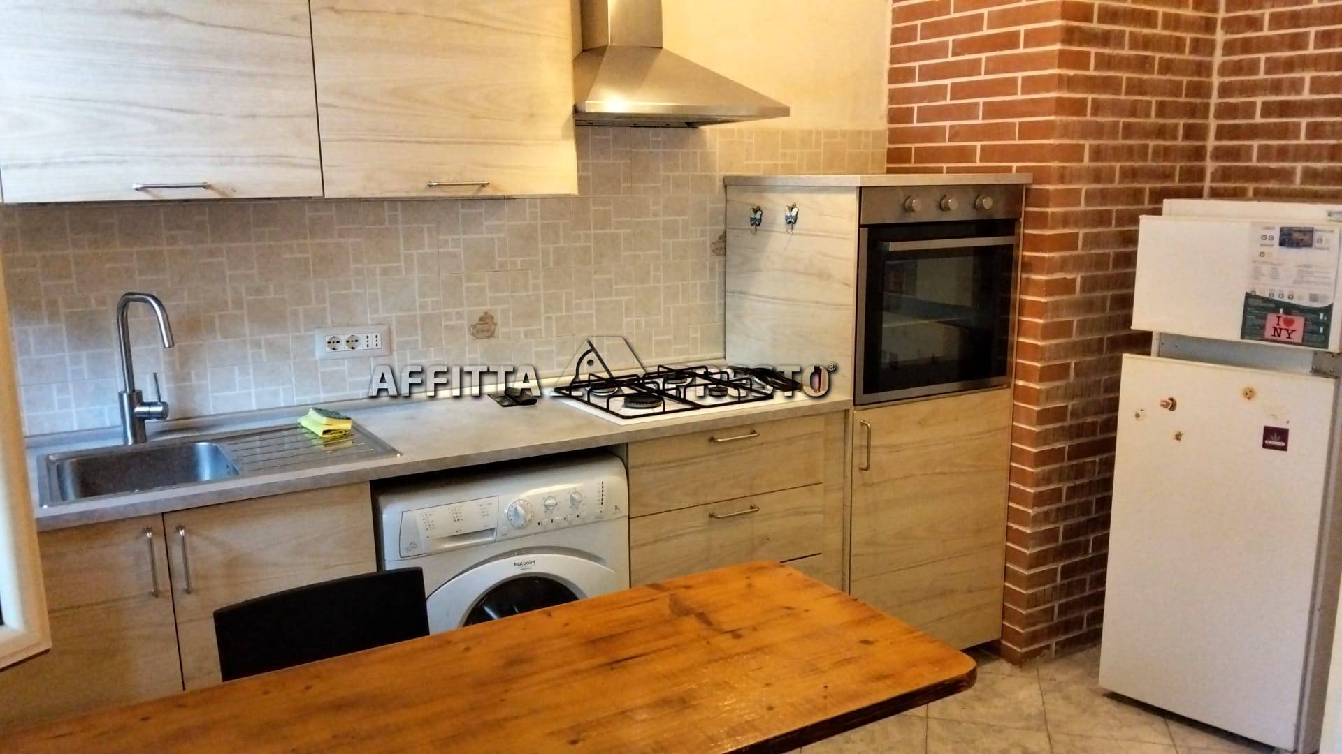 Appartamento in affitto a Forl