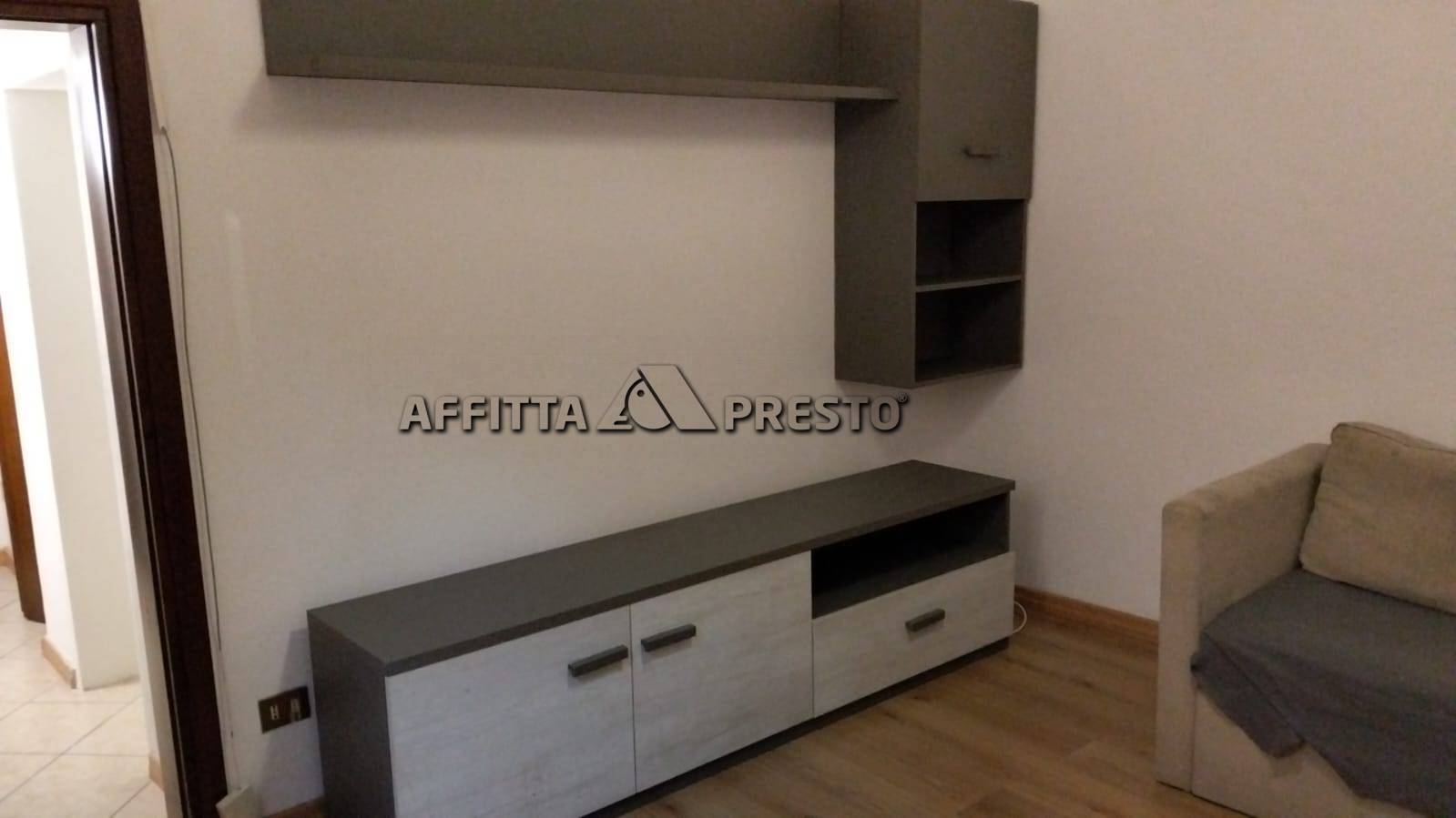 Appartamento in affitto a Forl, Centro