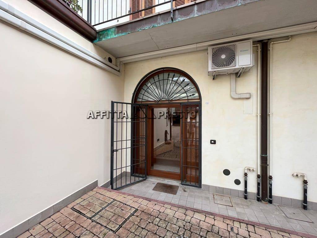 Appartamento in affitto a Forl