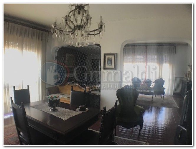 Villa con giardino a Abbiategrasso