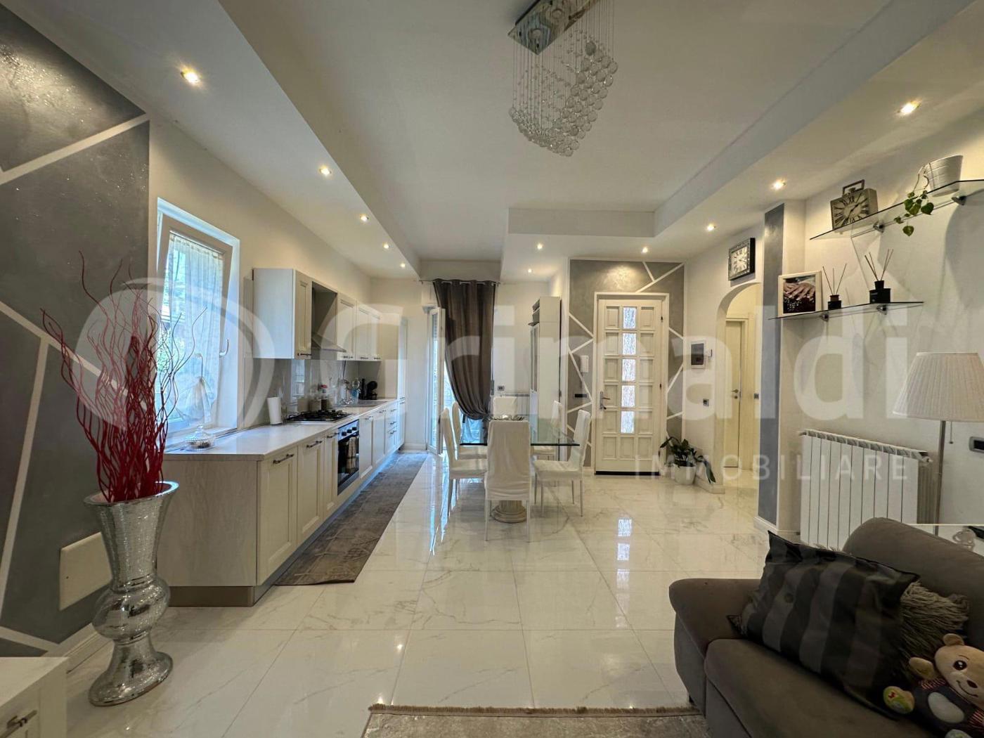 Villa Bifamiliare con giardino a Abbiategrasso