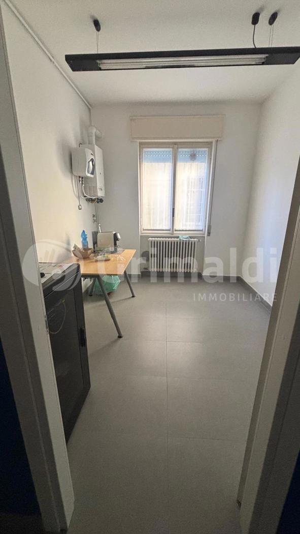 Ufficio ristrutturato a Magenta