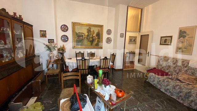 Quadrilocale in vendita a Robecco sul Naviglio