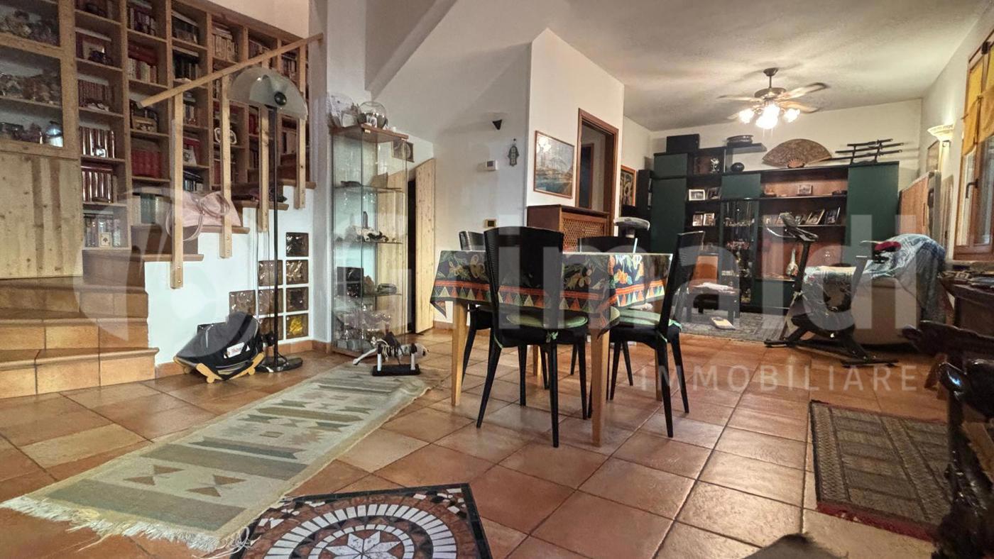 Villa con giardino a Corbetta