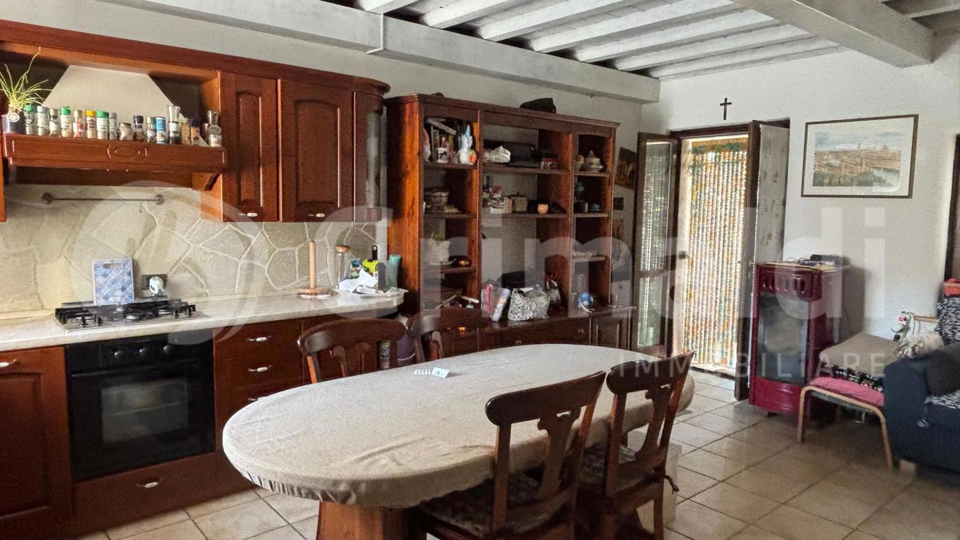 Casa indipendente con giardino a Parona
