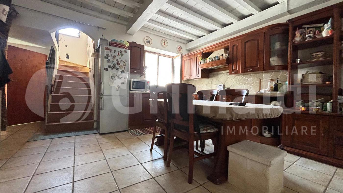 Casa indipendente con giardino a Parona