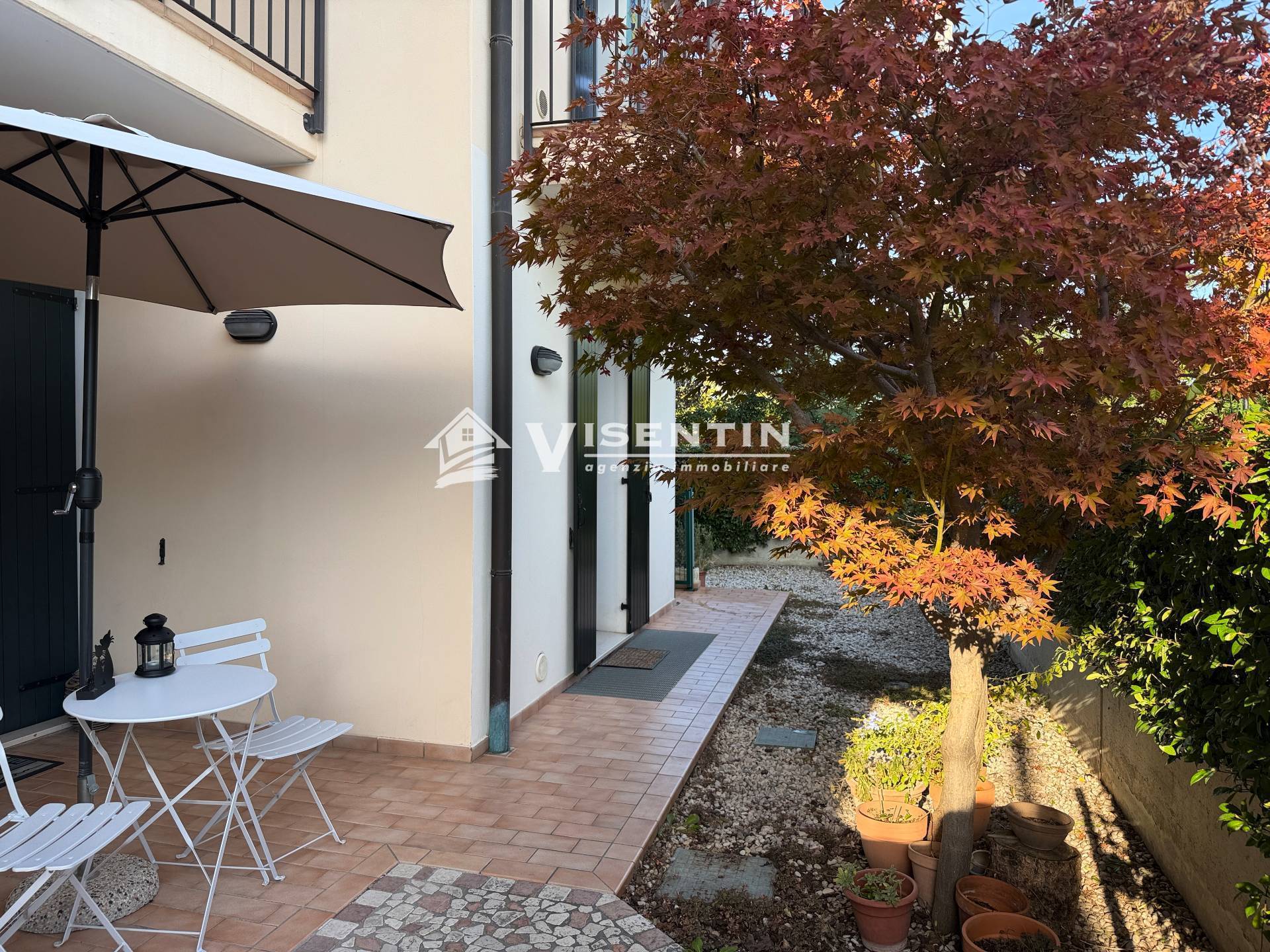 Appartamento in vendita a Paese