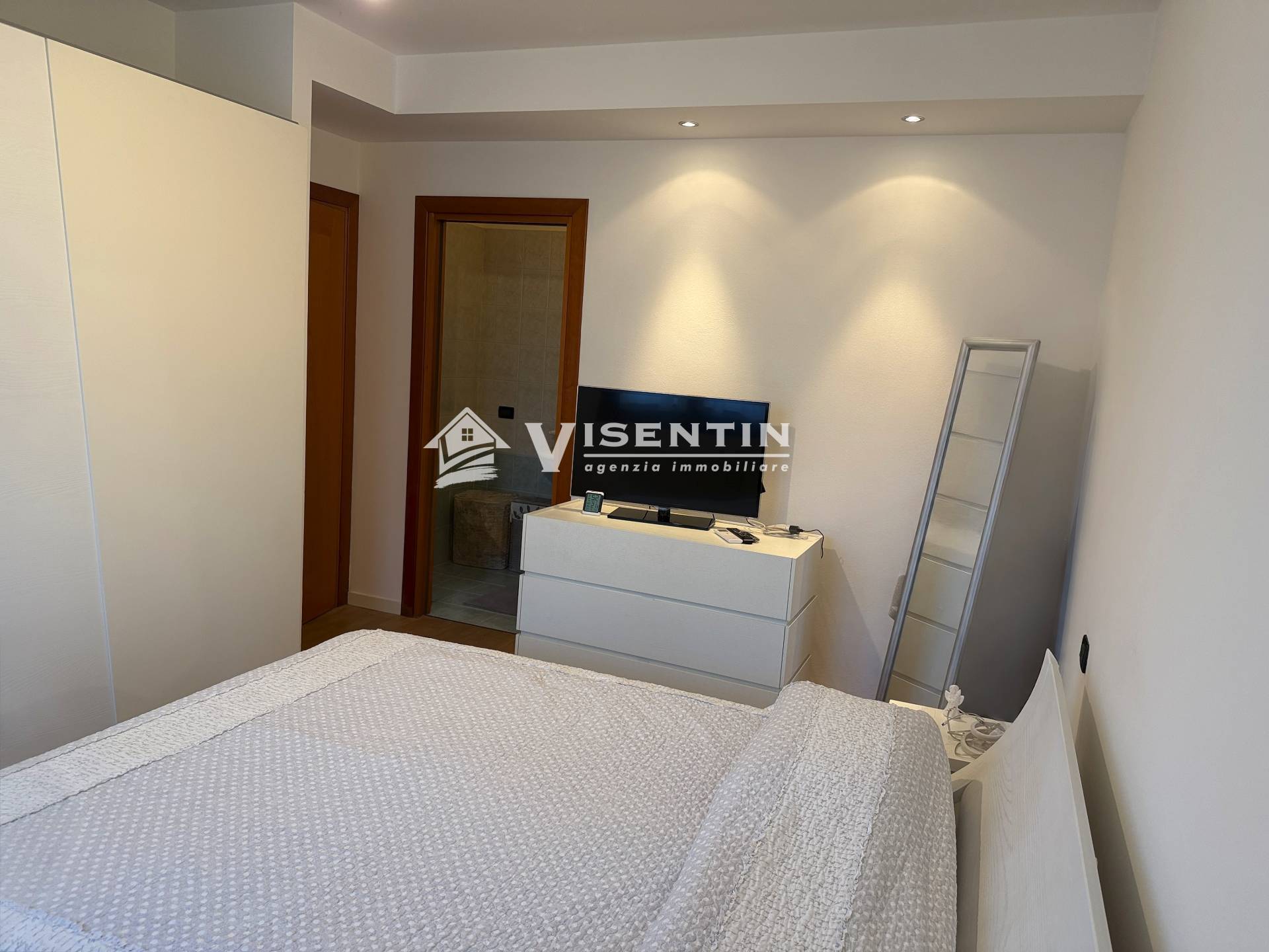 Appartamento in vendita a Paese
