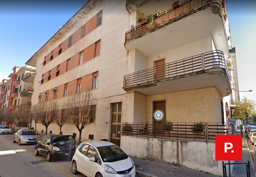 Appartamento in vendita a Caserta, Centro
