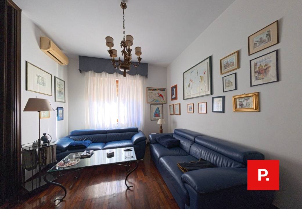 Appartamento in vendita a Caserta, Centro