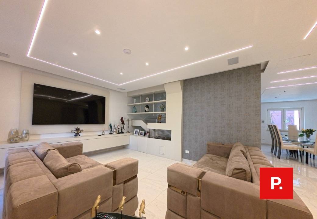 Villette a schiera in affitto a Caserta, Ercole