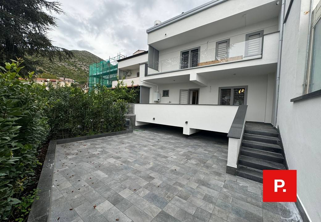 Villette a schiera in affitto a Caserta, Briano