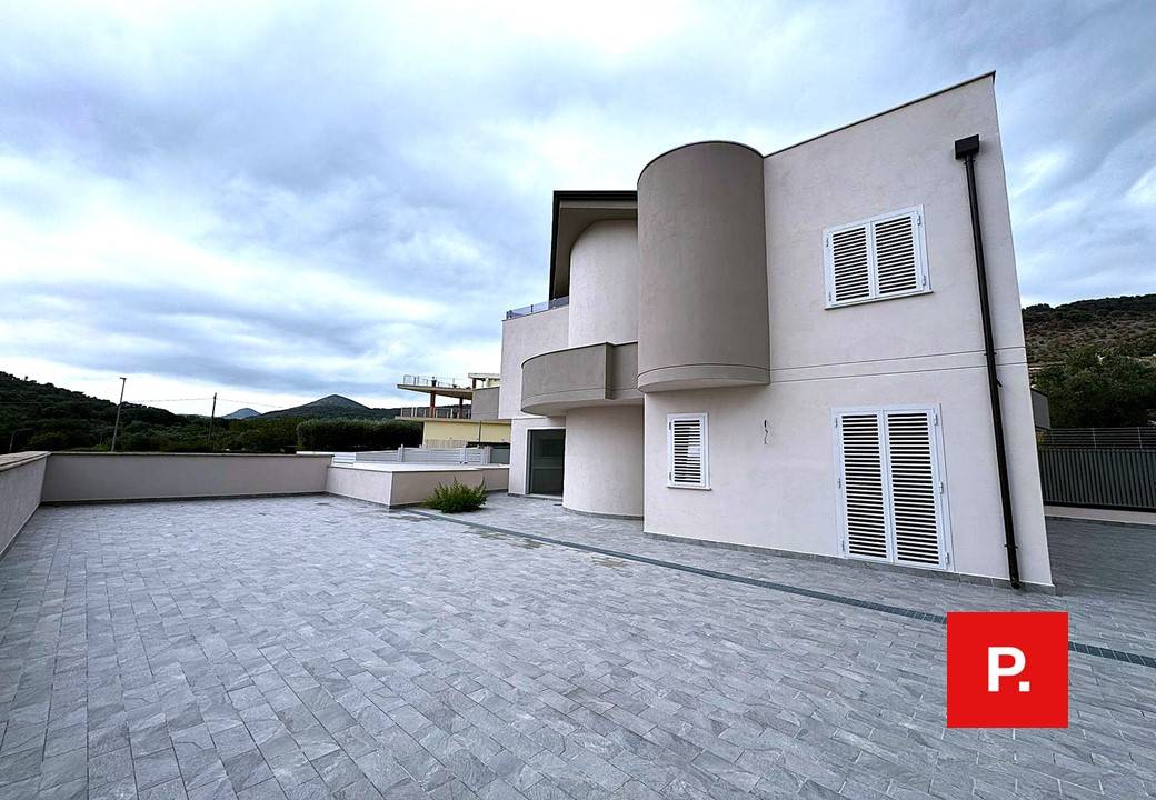 Villa in affitto a Caserta