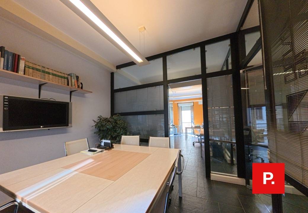 Studio/Ufficio in vendita a Caserta, Centro