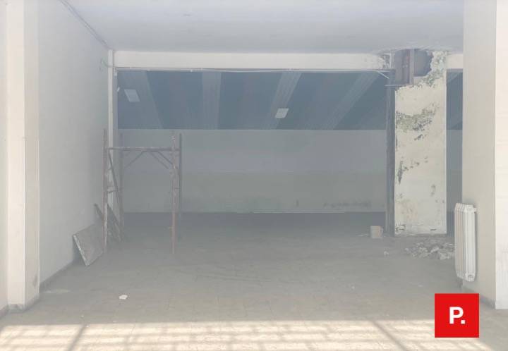 Locale commerciale in affitto a Curti