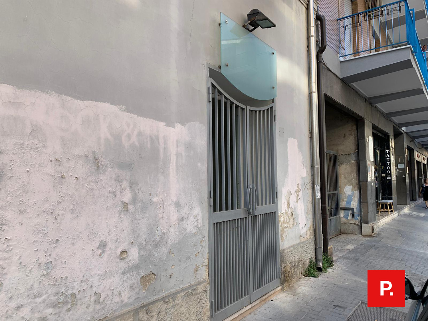 Locale commerciale in affitto a Caserta, Centro