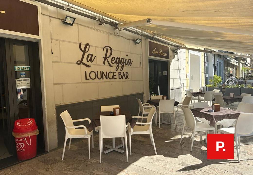 Attivit commerciale in vendita a Caserta, Centro