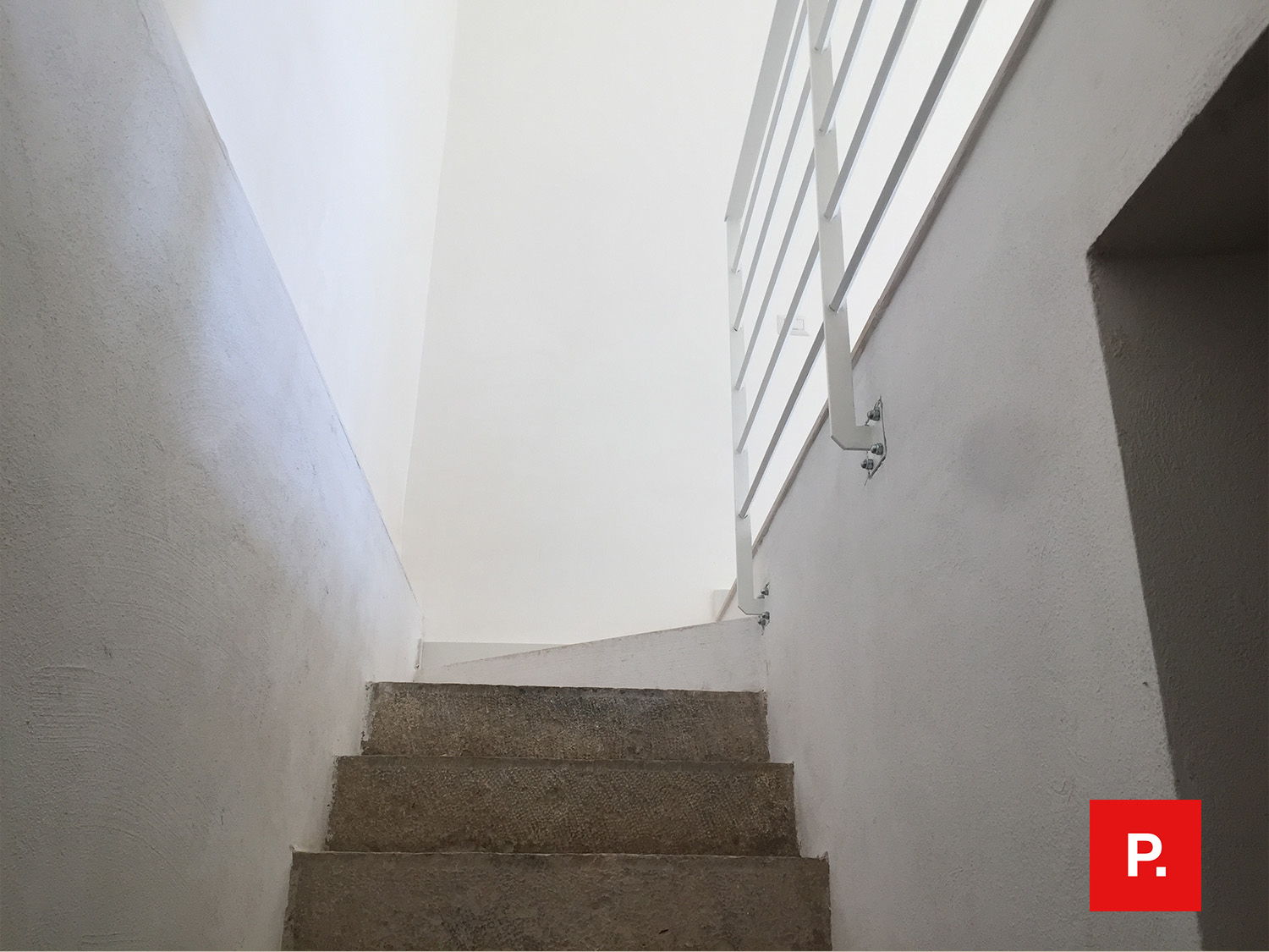 Locale commerciale in affitto a Caserta, Centro