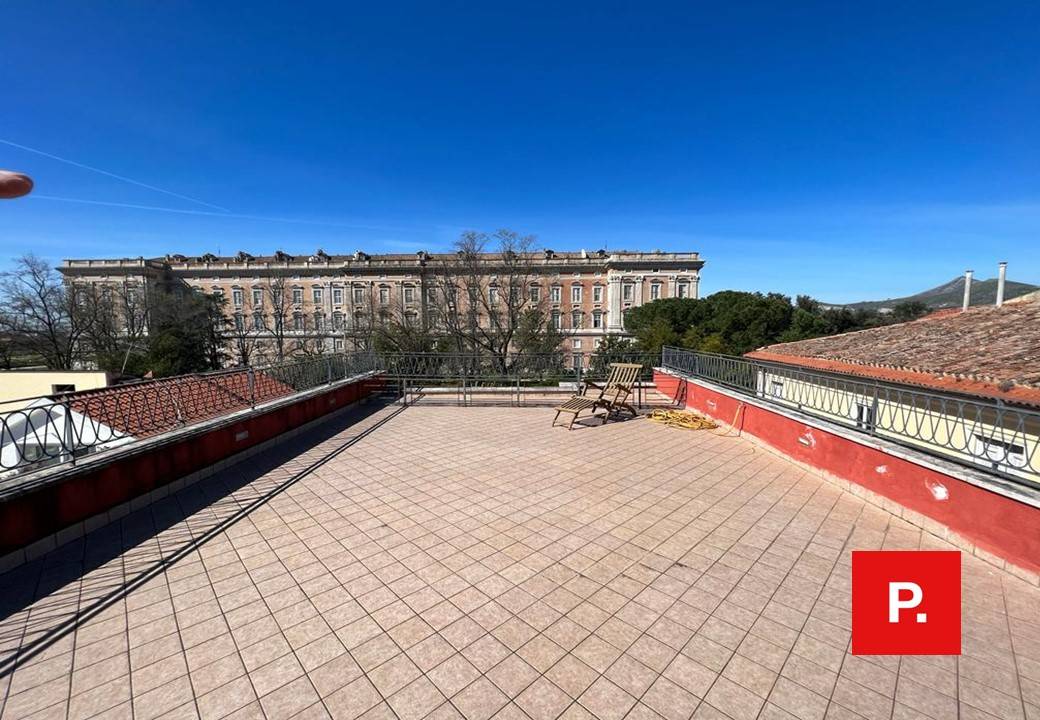 Appartamento in vendita a Caserta, Centro