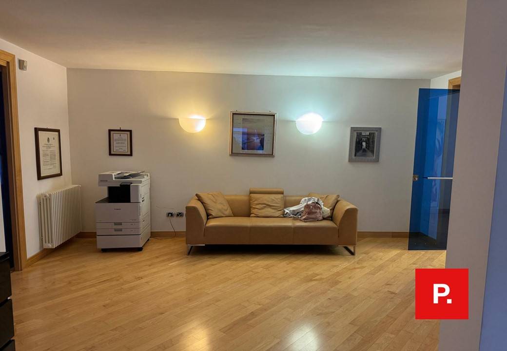 Studio/Ufficio in affitto a Caserta, Centro