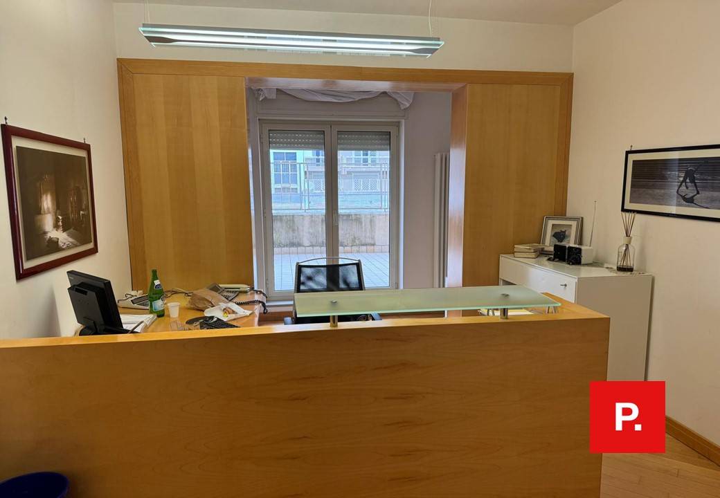 Studio/Ufficio in affitto a Caserta, Centro