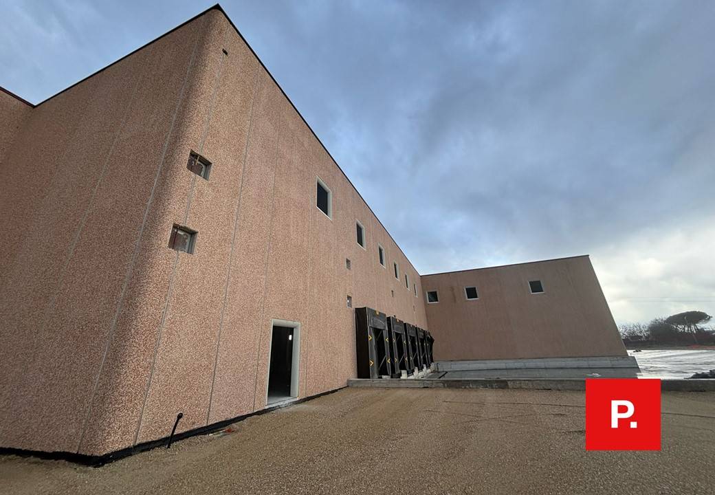 Capannone in affitto a Caserta