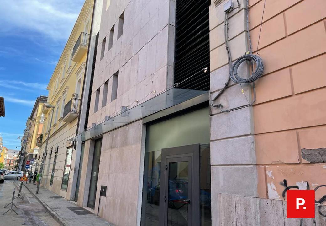 Studio/Ufficio in vendita a Caserta, Centro