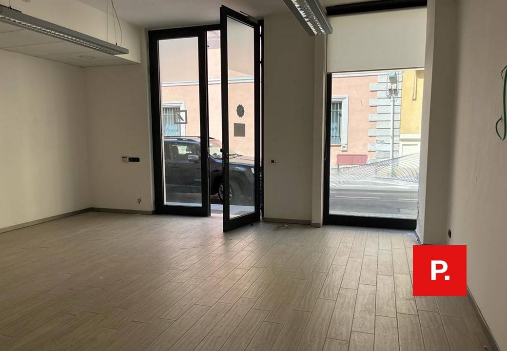 Studio/Ufficio in vendita a Caserta, Centro