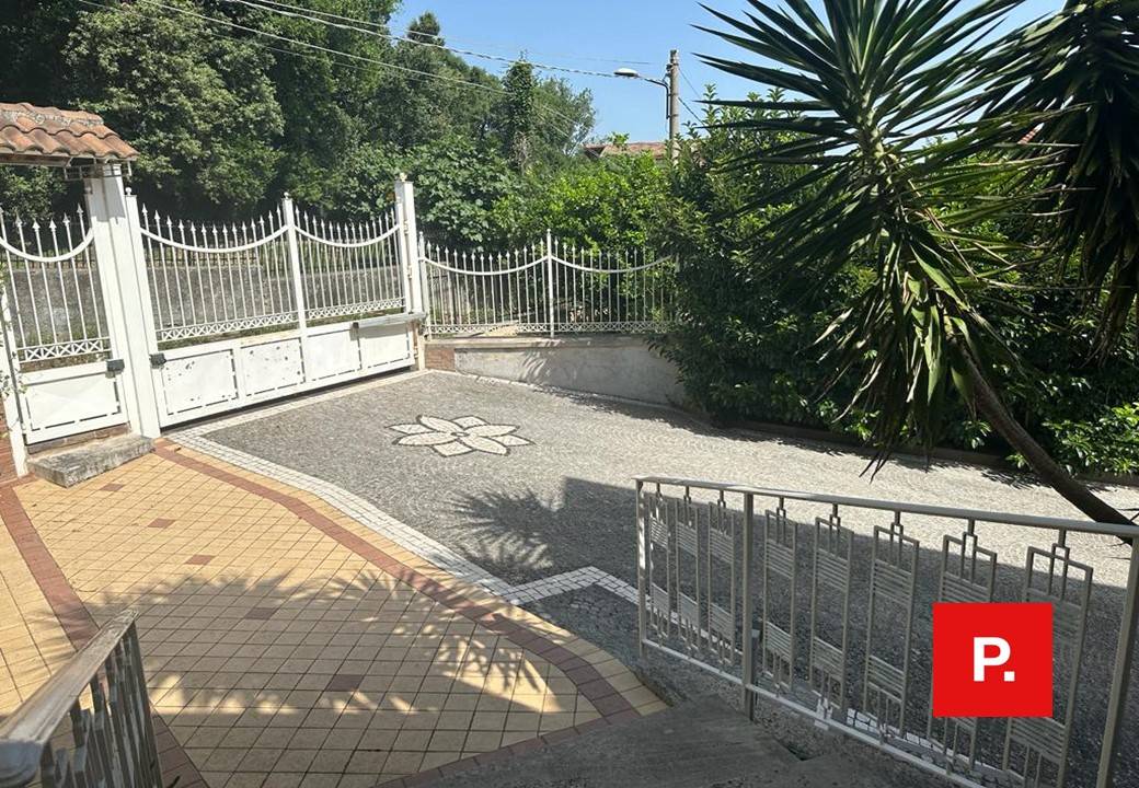 Villa in vendita a Caserta, Vaccheria