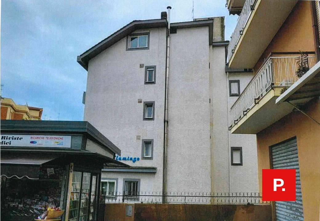 Attivit commerciale in vendita a Gaeta