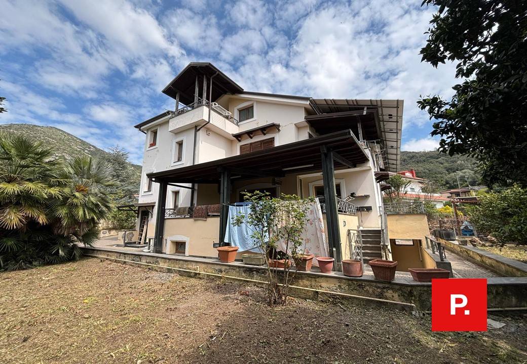 Villa in vendita a Caserta, San Leucio