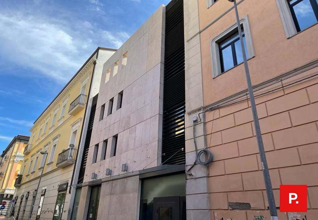 Studio/Ufficio in vendita a Caserta, Centro