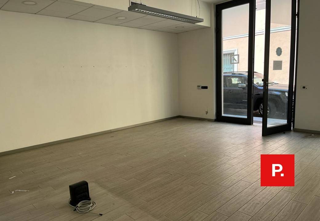 Studio/Ufficio in vendita a Caserta, Centro