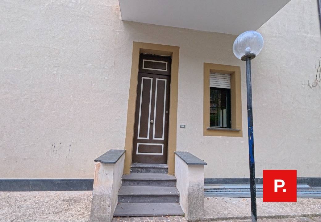 Appartamento in vendita a Caserta, Centro