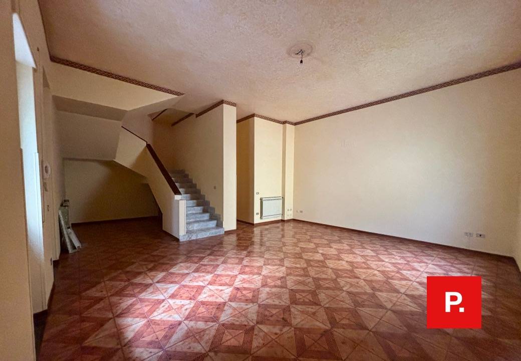 Appartamento in vendita a Caserta, Centro