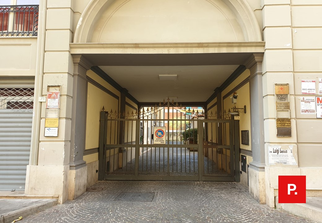 Studio/Ufficio in vendita a Caserta, Centro
