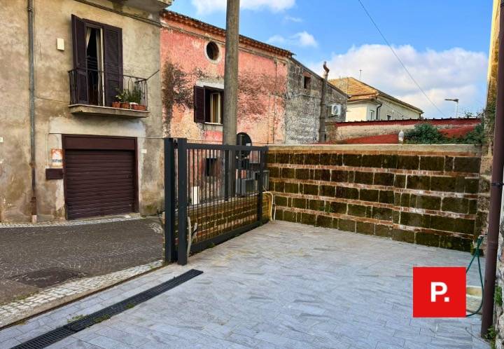 Appartamento in vendita a Riardo