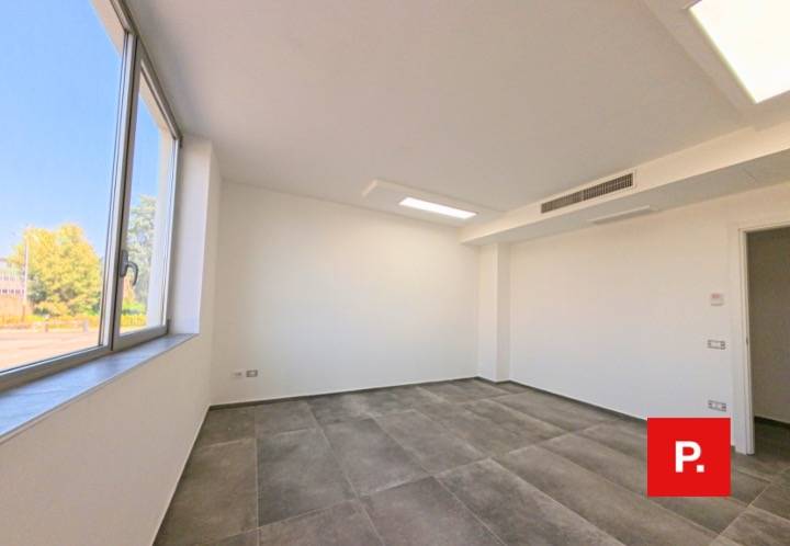 Studio/Ufficio in vendita a Caserta, Centro