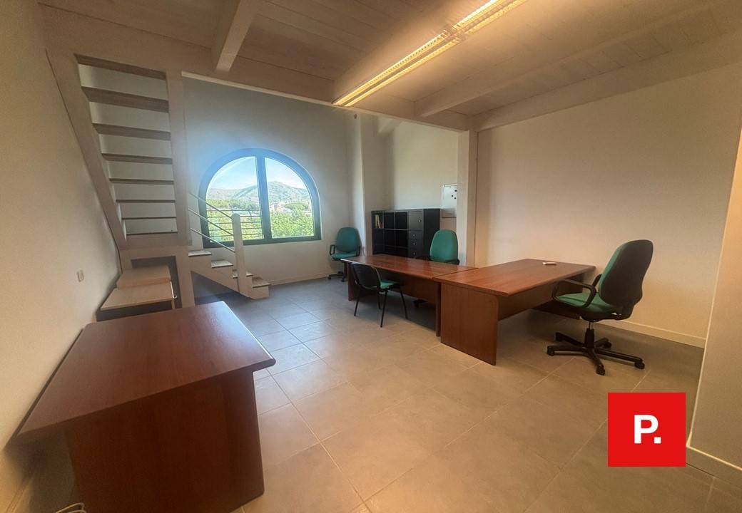 Studio/Ufficio in affitto a Caserta