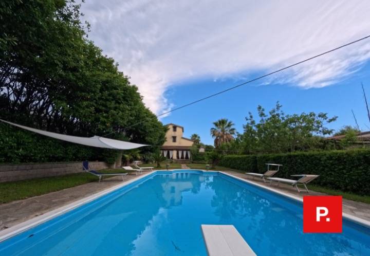 Villa in vendita a Formicola, Medici