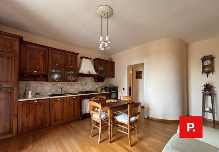 Appartamento in vendita a Caserta, Petrarelle