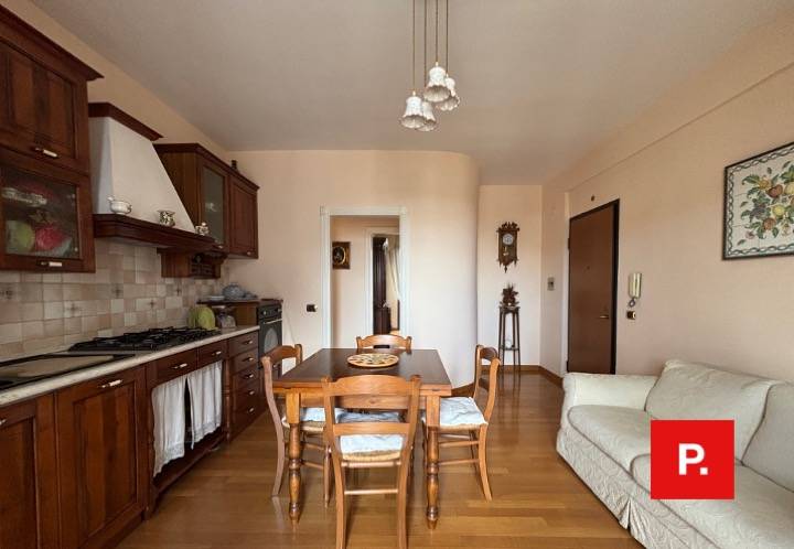 Appartamento in vendita a Caserta, Petrarelle