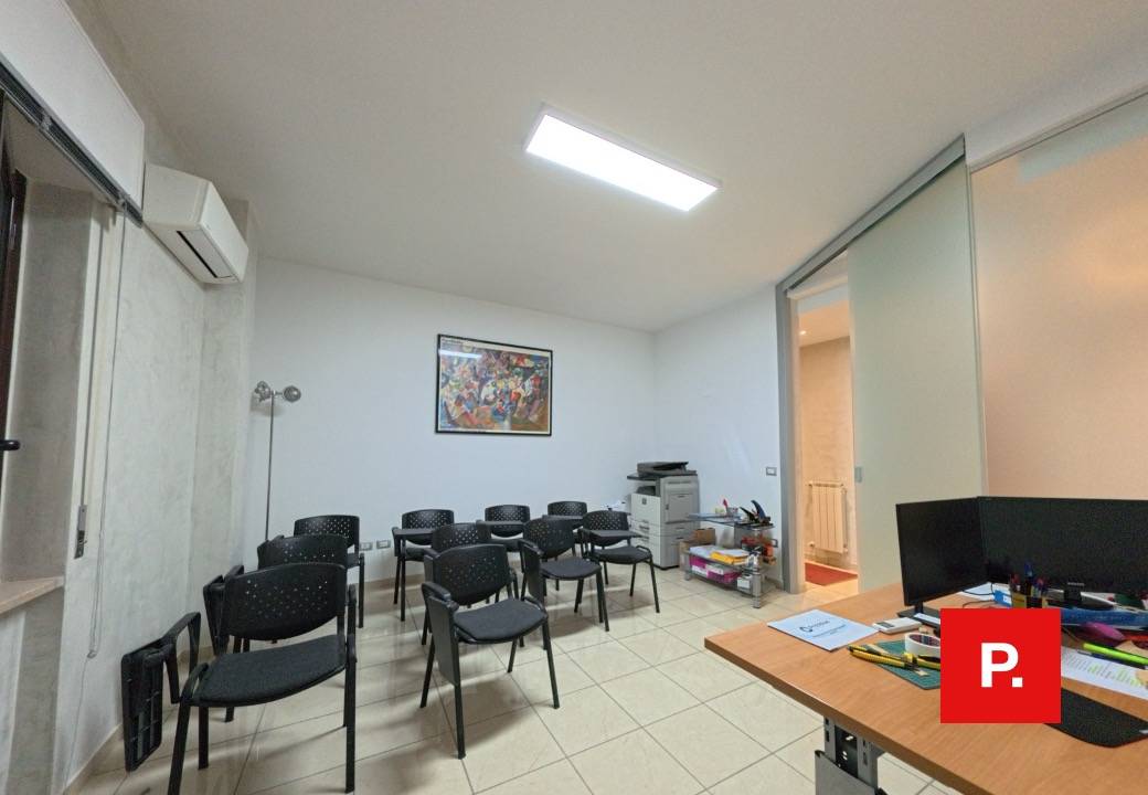 Studio/Ufficio in vendita a Caserta, Centro