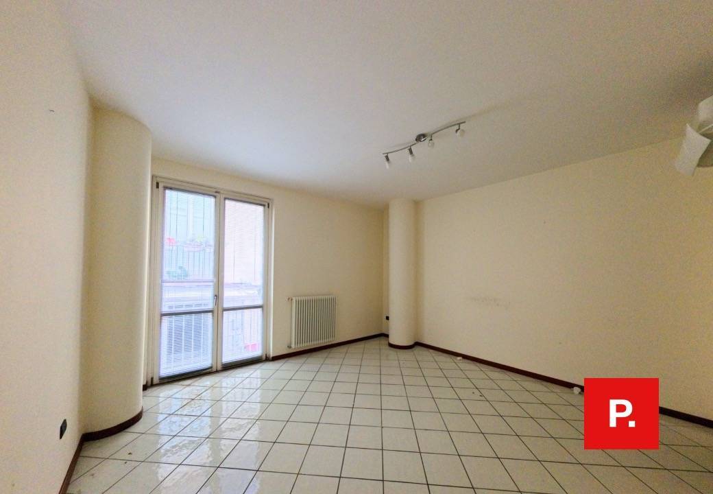 Studio/Ufficio in affitto a Caserta, Centro