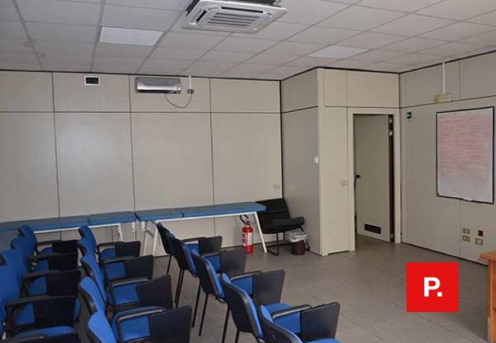Studio/Ufficio in affitto a Caserta, San Benedetto
