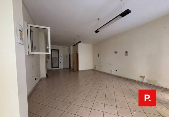 Studio/Ufficio in affitto a Caserta, Centro