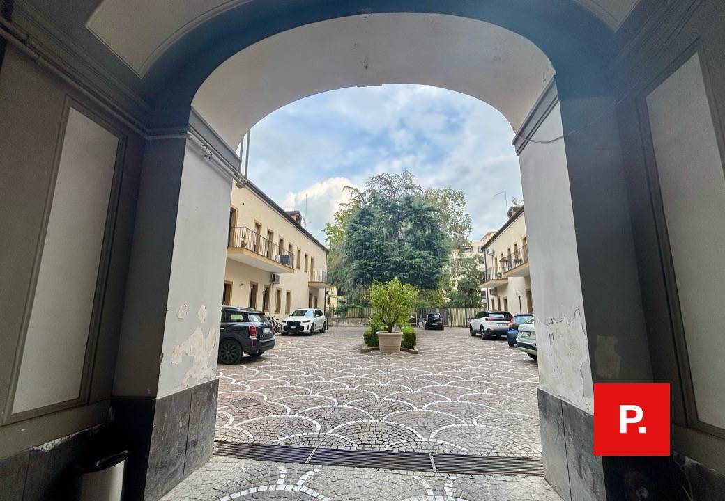 Appartamento in vendita a Caserta, Centro