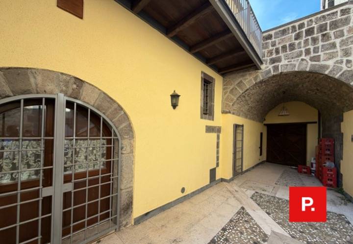 Casa singola in affitto a Caserta, Casertavecchia