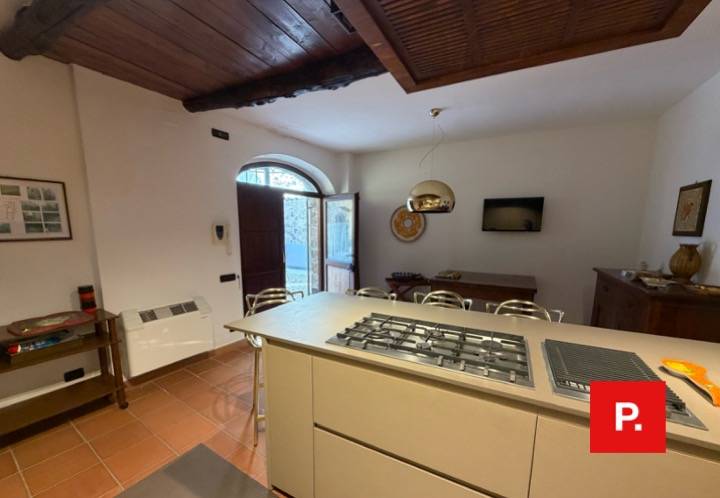Casa singola in affitto a Caserta, Casertavecchia