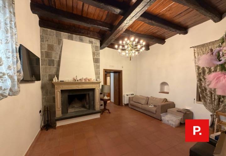 Casa singola in affitto a Caserta, Casertavecchia